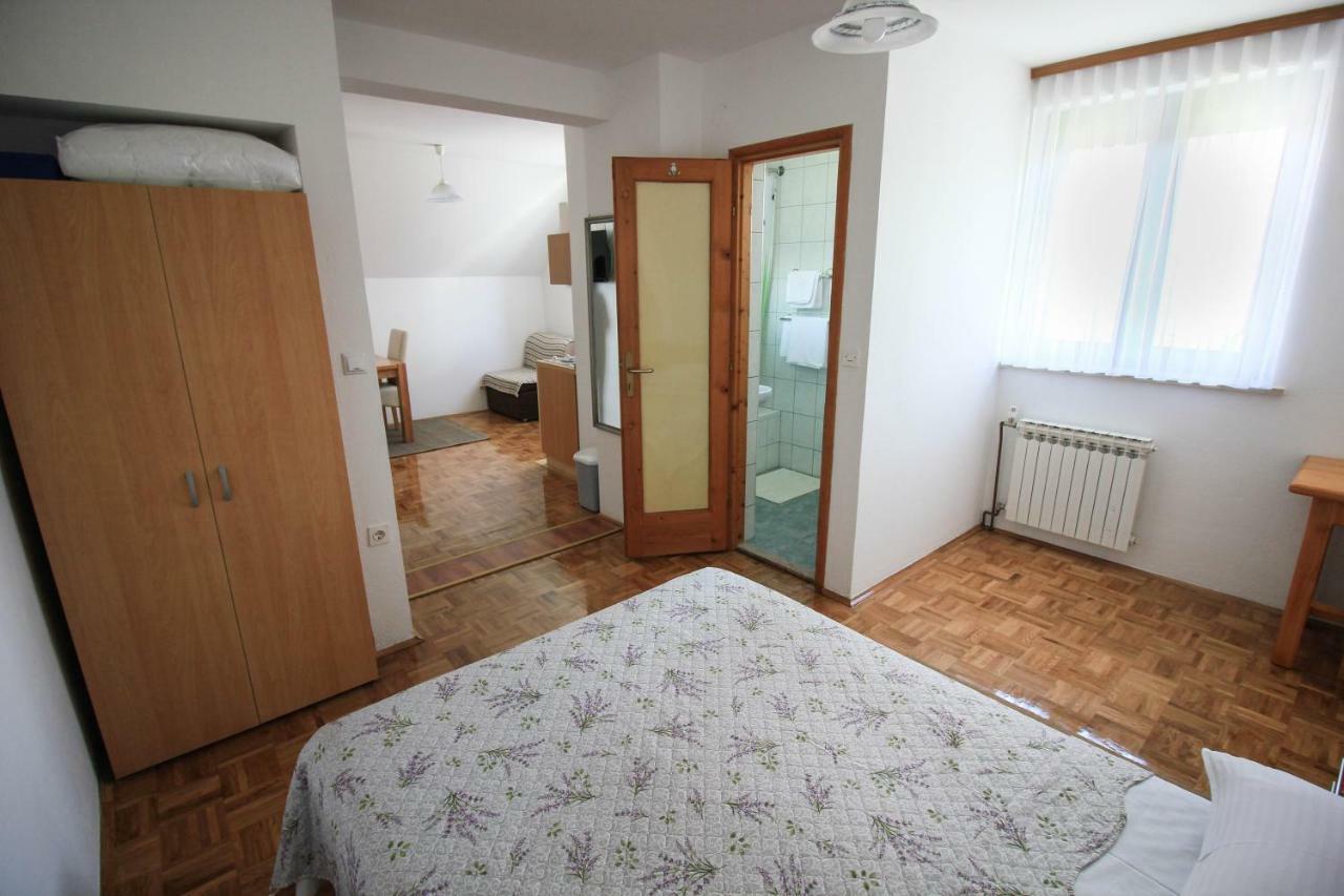 House Milan Hotel Rastovača Buitenkant foto