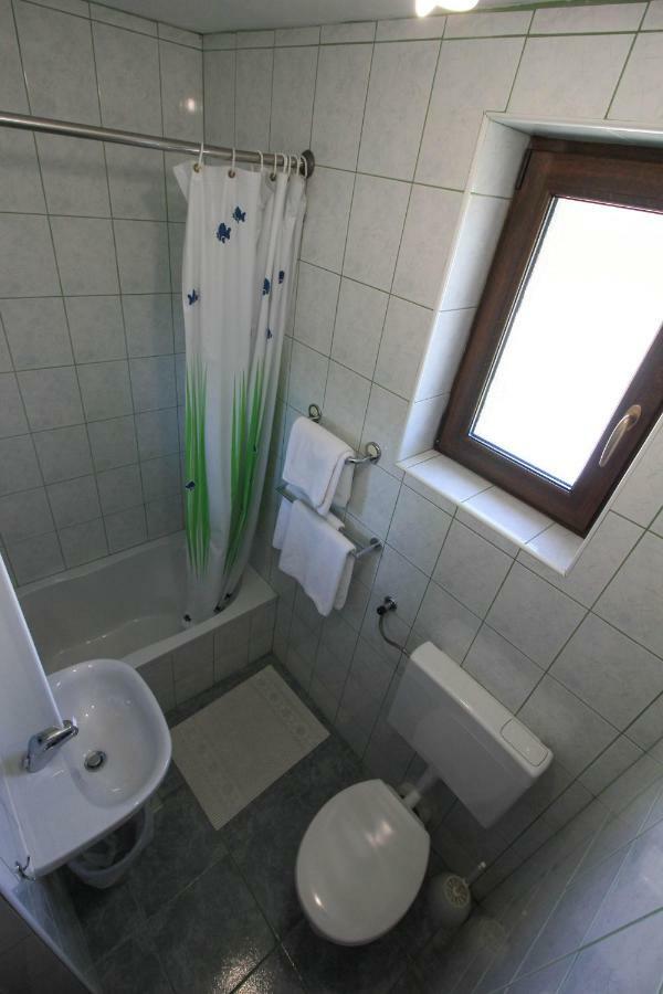 House Milan Hotel Rastovača Buitenkant foto