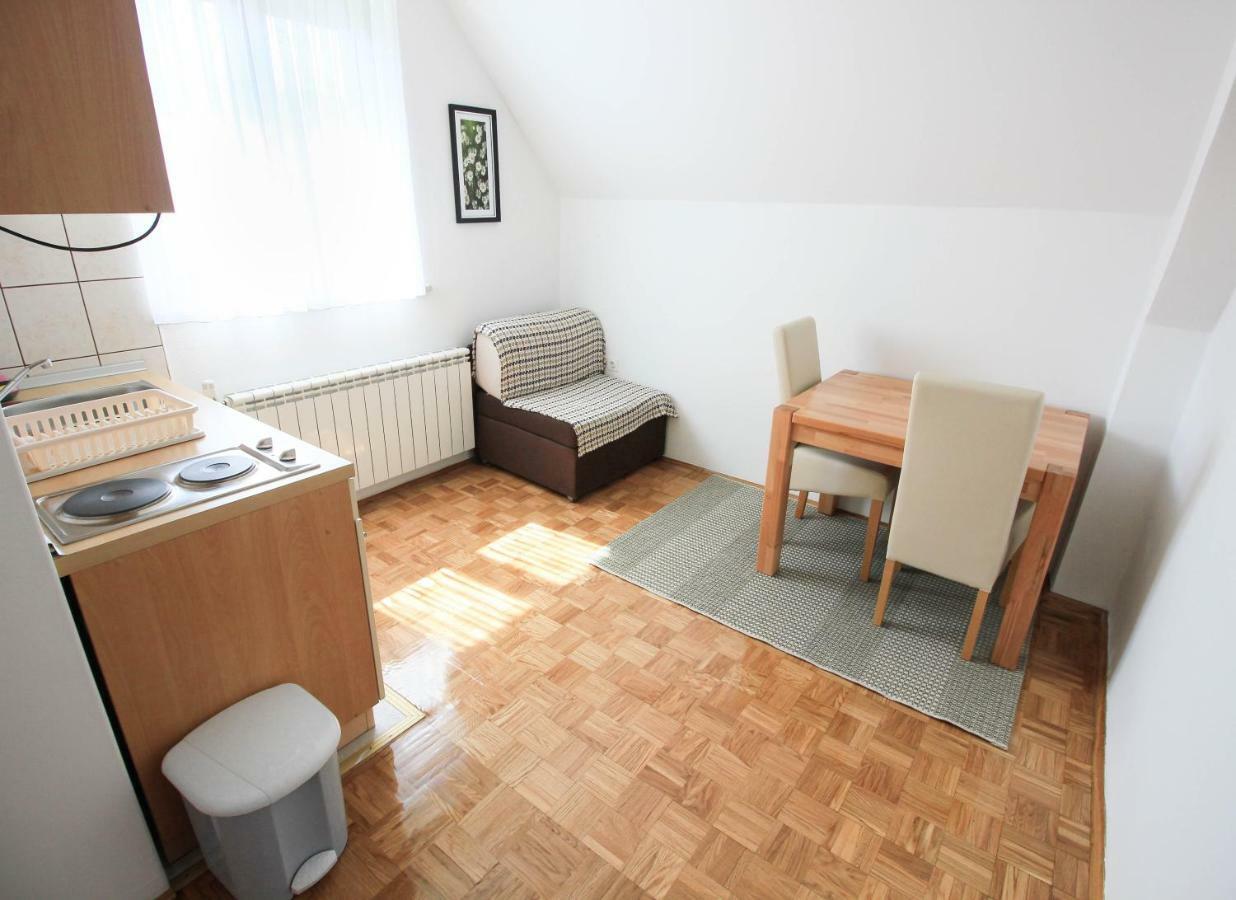 House Milan Hotel Rastovača Buitenkant foto